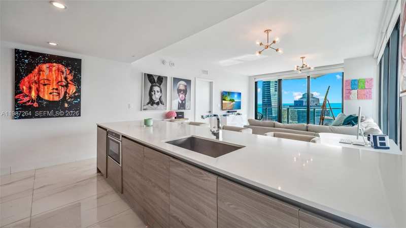 1300 S Miami Ave # 4306, Miami FL 33130