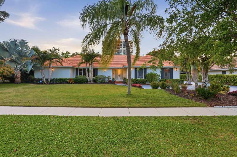 2001 Embassy Drive, West Palm Beach FL 33401