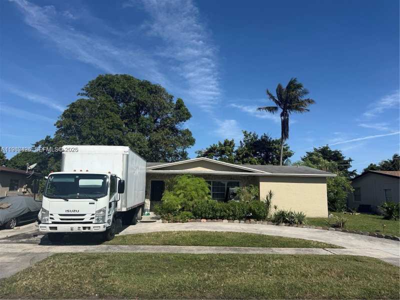 4741 NW 18th St, Lauderhill FL 33313