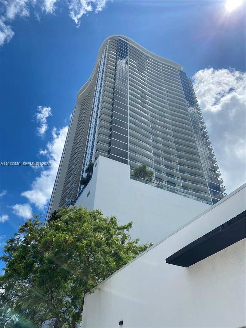 1600 NE 1st Ave # 1715, Miami FL 33132