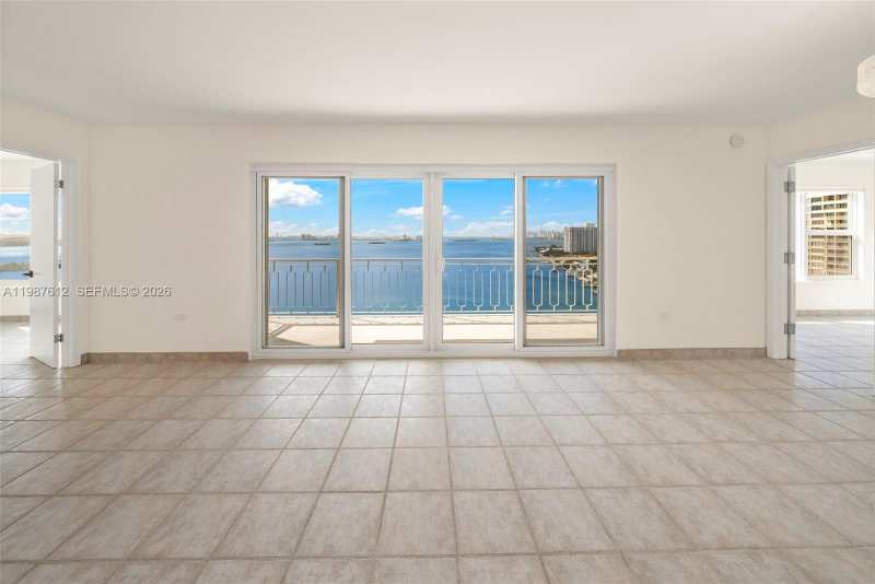 11111 Biscayne Blvd # 19D, Miami FL 33181