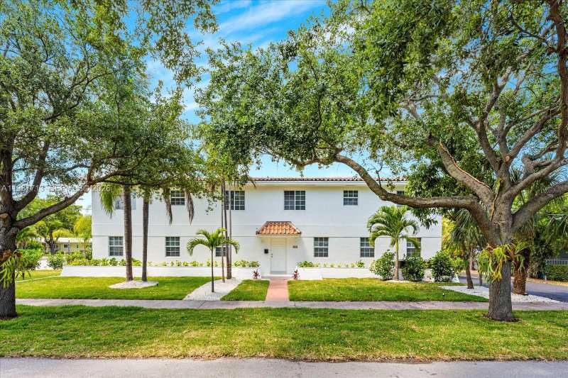 3619 S Le Jeune Rd # 1, Coral Gables FL 33134