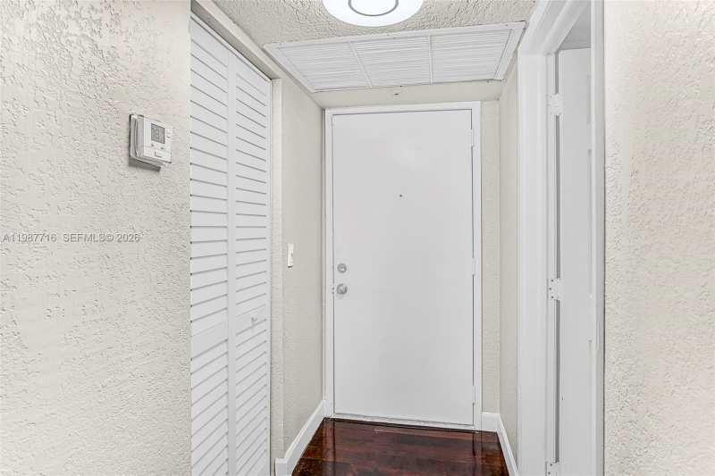 9450 Live Oak Pl # 102, Davie FL 33324