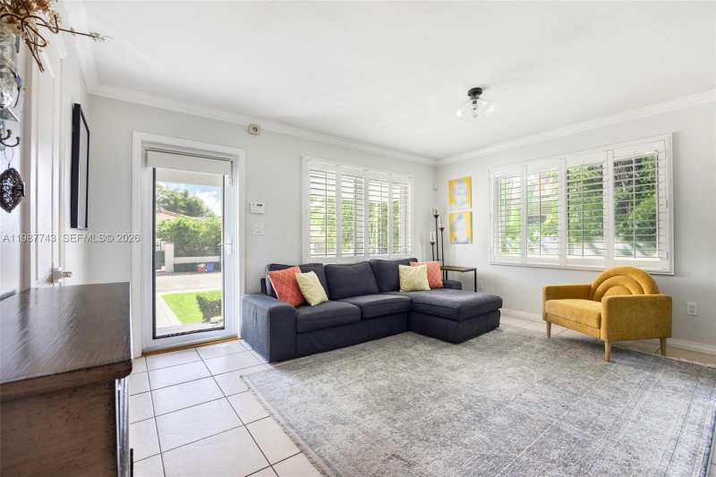 809 Angelo Ave, Coral Gables FL 33134