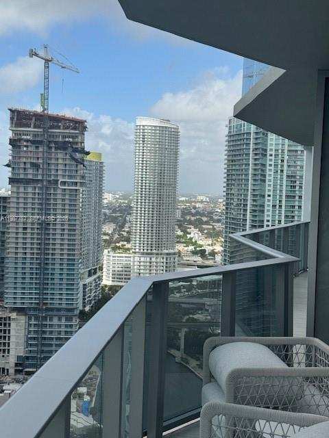 77 SE 5th St # 2708, Miami FL 33131