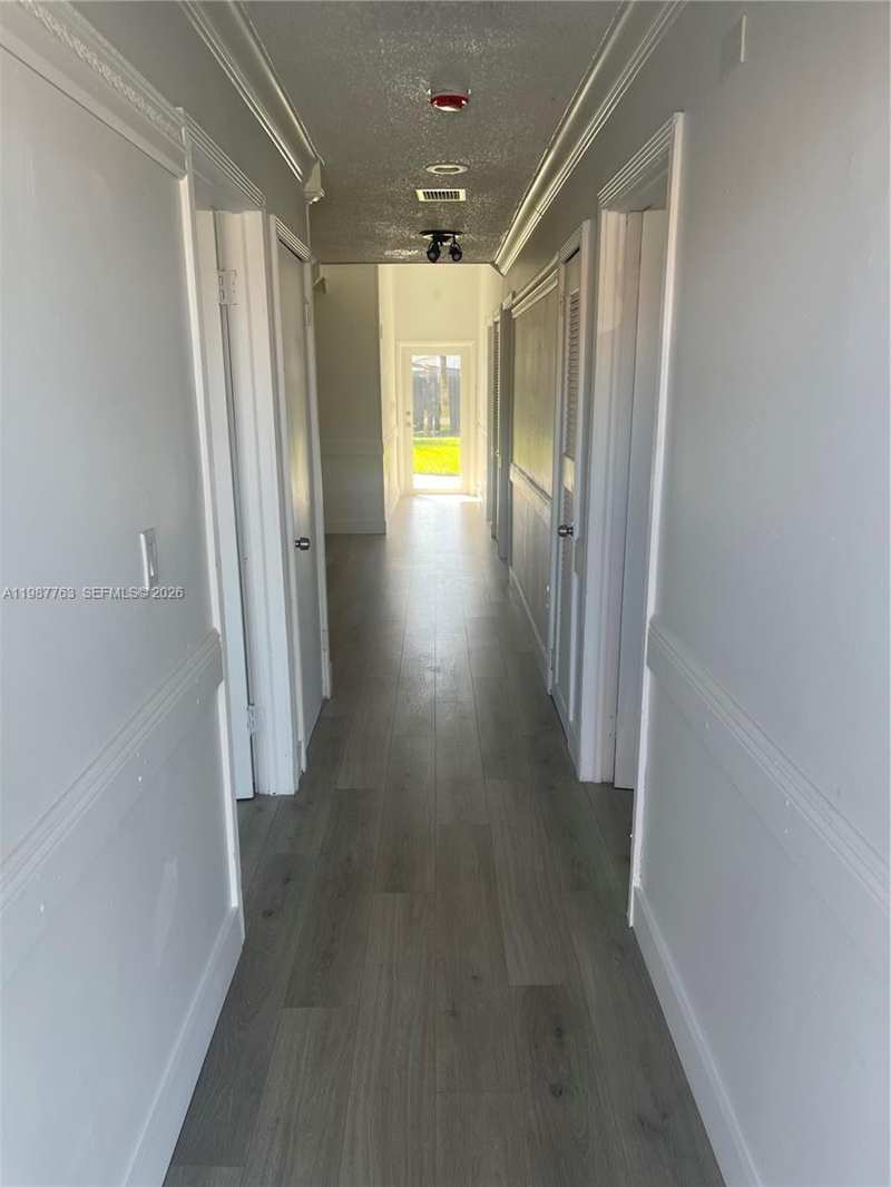 20702 SW 122nd Ave, Miami FL 33177