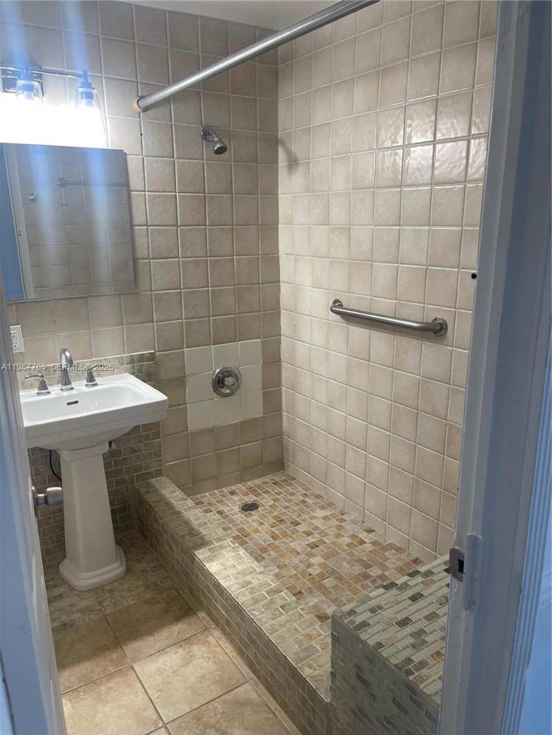 20702 SW 122nd Ave, Miami FL 33177