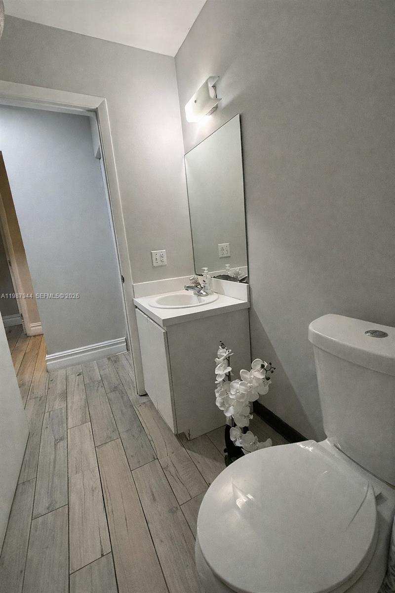 8851 NW 119th St # 1, Hialeah Gardens FL 33018