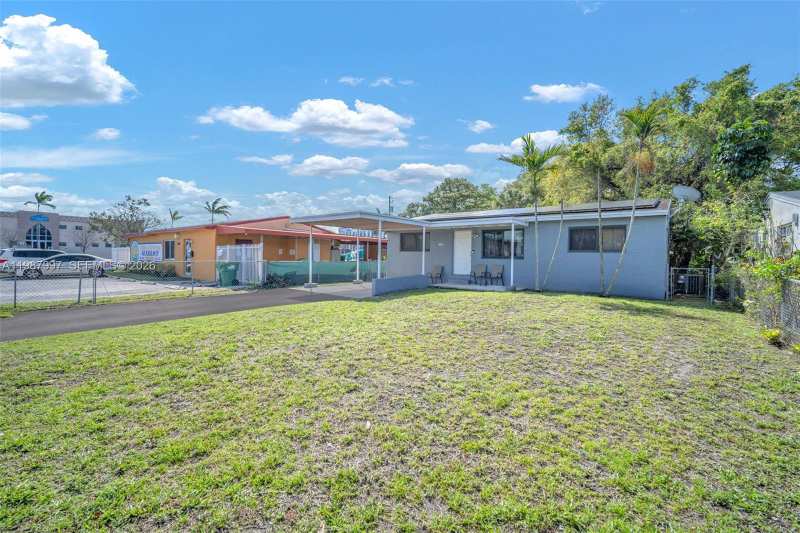 1350 Kasim St, Opa-Locka FL 33054
