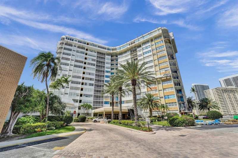100 Golden Isles Drive # 815, Hallandale Beach FL 33009