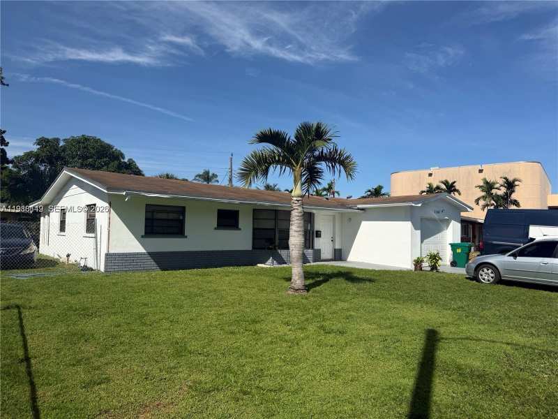 1141 NW 41st Ter, Lauderhill FL 33313