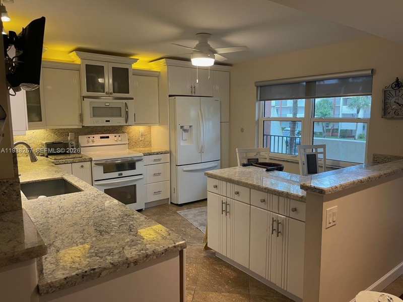 281 S Hollybrook Dr # 205, Pembroke Pines FL 33025