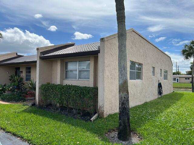 160 Lake Gloria Drive # 160, West Palm Beach FL 33411