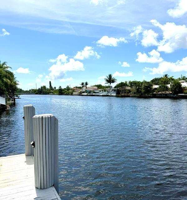 1150 NW 30th Court NW # 203, Wilton Manors FL 33311