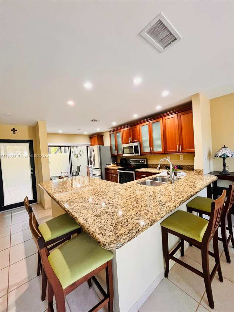 9974 Costa Del Sol Blvd # 87, Doral FL 33178