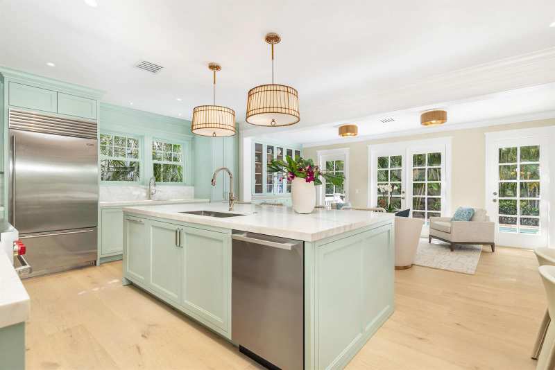 142 Seabreeze Avenue, Palm Beach FL 33480