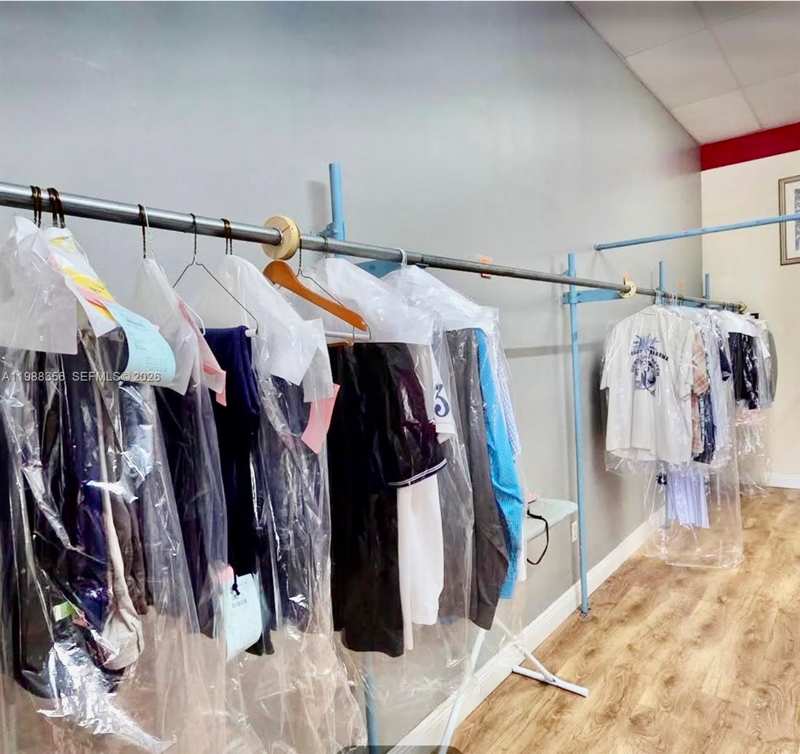 4222 W 16th Ave, Hialeah FL 33012