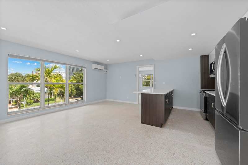 3220 NE 7th # 2, Pompano Beach FL 33062