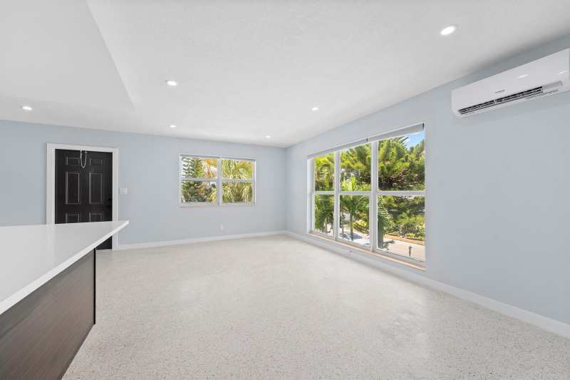 3220 NE 7th # 2, Pompano Beach FL 33062