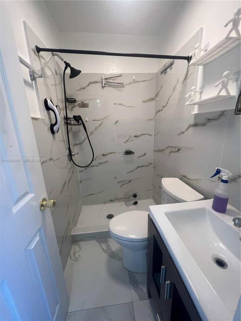 8480 NW 14th St # 1, Pembroke Pines FL 33024