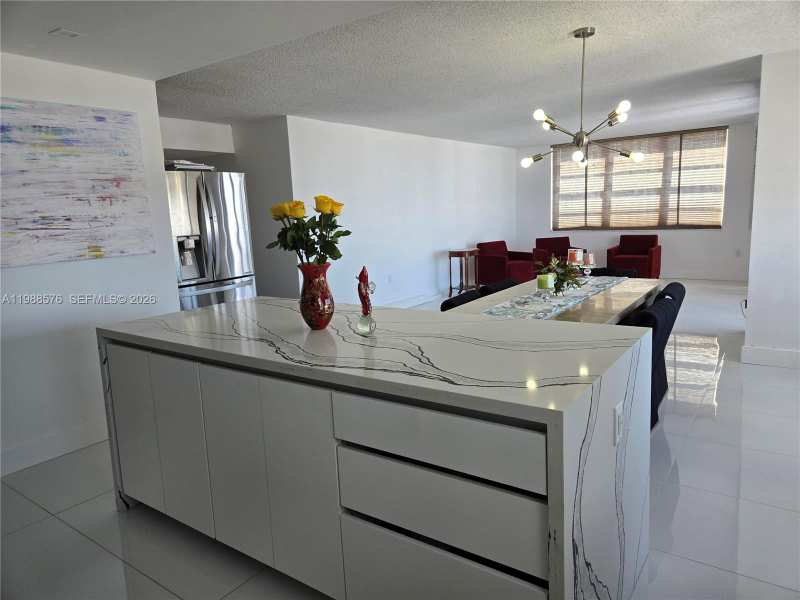 2750 NE 183rd St # T, Aventura FL 33160