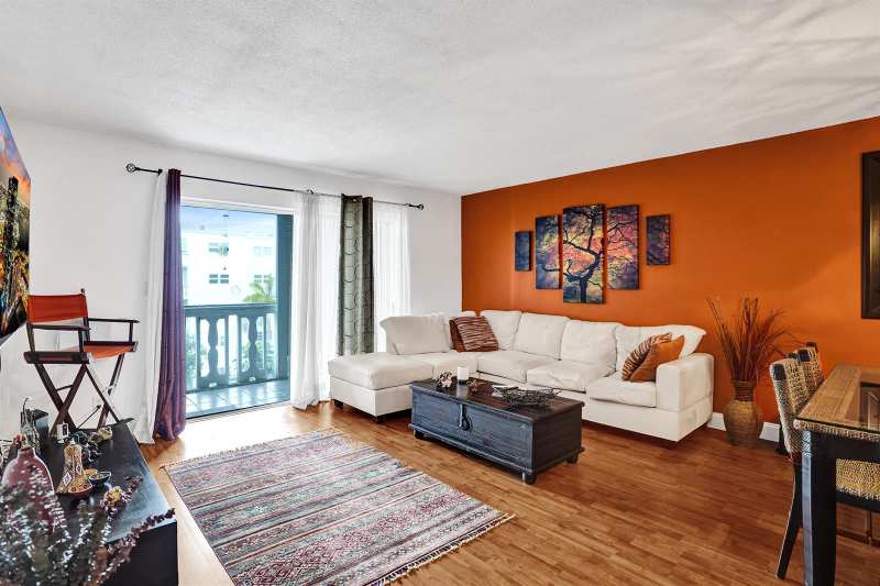 218 NE 12th Avenue # 401, Hallandale Beach FL 33009