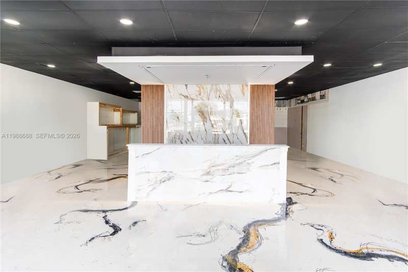 1744 E Commercial Blvd, Fort Lauderdale FL 33334