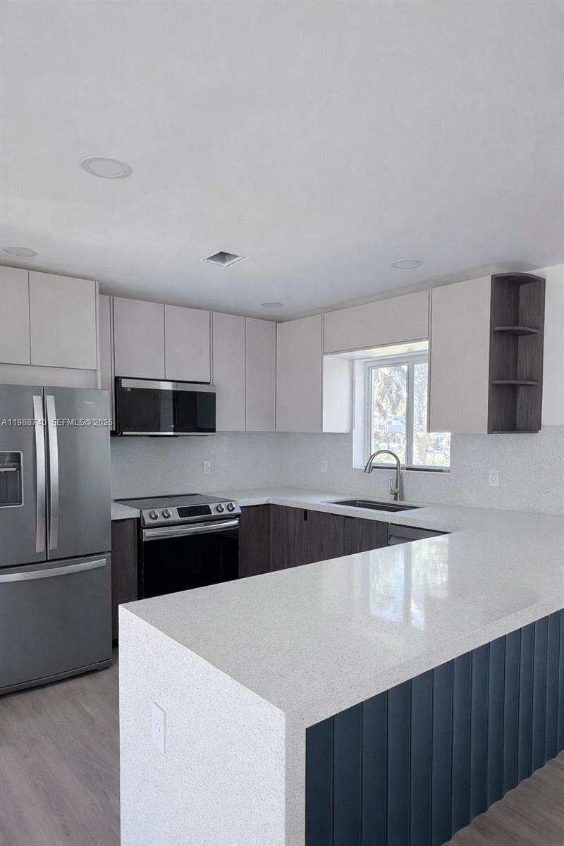 831 SW 39th Ave, Fort Lauderdale FL 33312