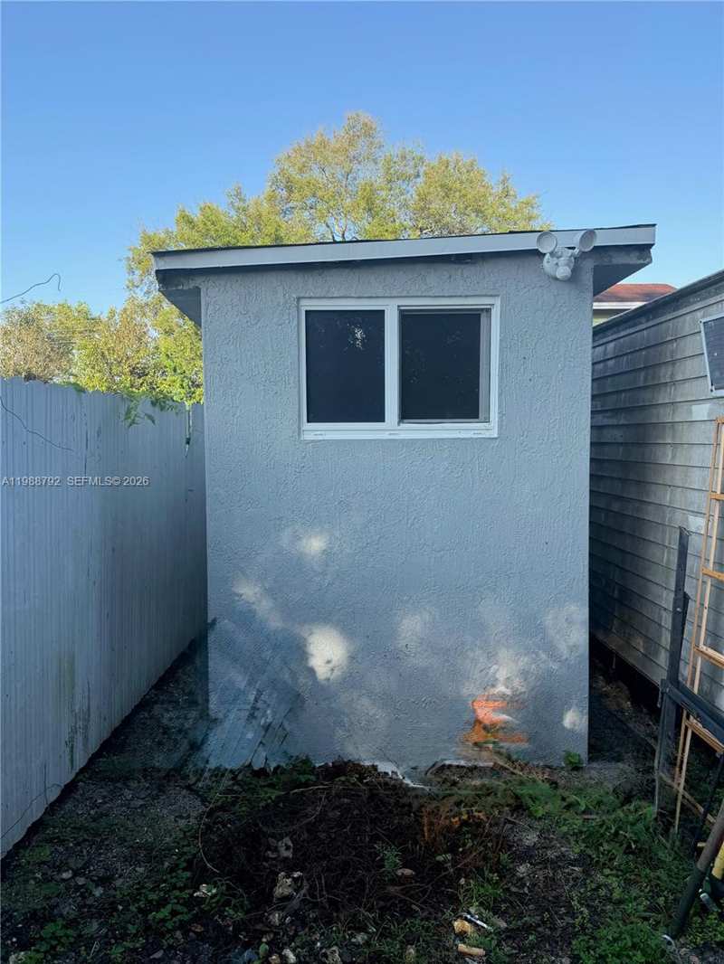 1608 NW 51st Ter, Miami FL 33142