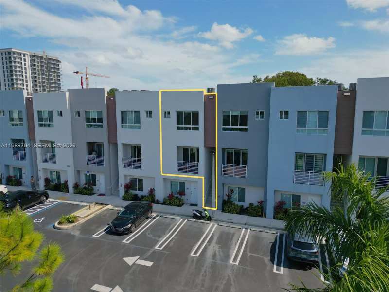 2505 NE 193rd St # 4208, Miami FL 33180