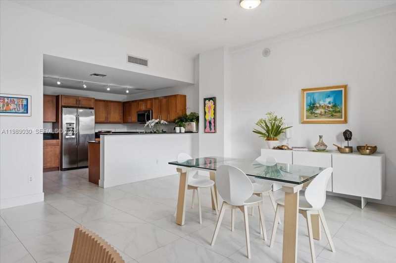 8390 SW 72nd Ave # 106, Miami FL 33143
