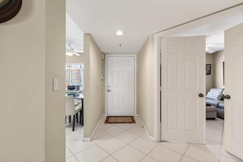 12511 Imperial Isle Drive # 201, Boynton Beach FL 33437