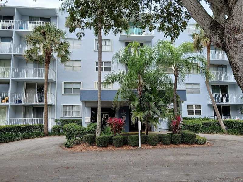 470 Executive Center Drive # 4n, West Palm Beach FL 33401