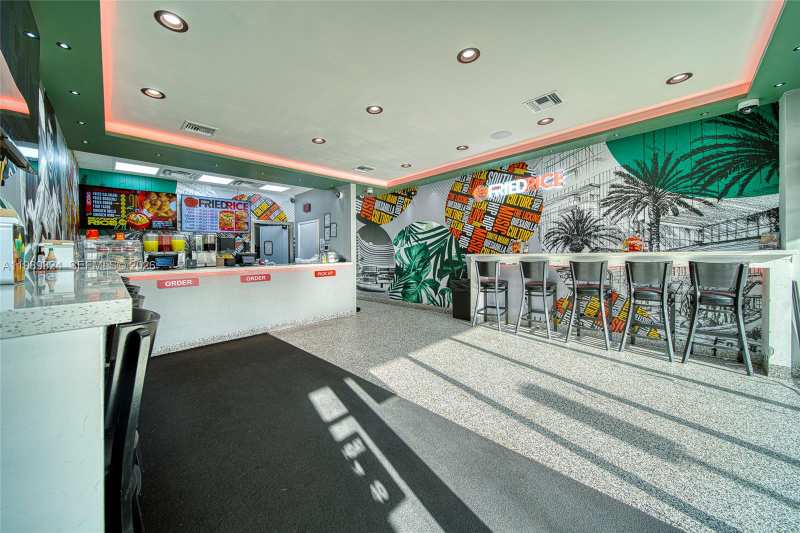 Completely Remodeled Restaurant on 184th Street off The Turnpike, Cutler Bay FL 33157