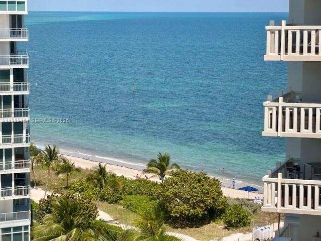 1111 Crandon Blvd # C902, Key Biscayne FL 33149