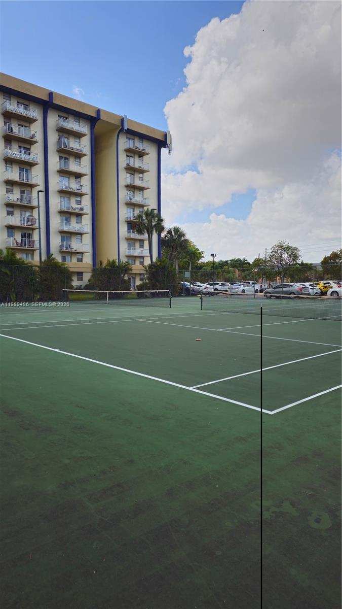 4550 NW 9th St # 505E, Miami FL 33126