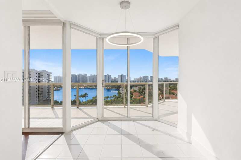 3598 Yacht Club Dr # 1204, Aventura FL 33180