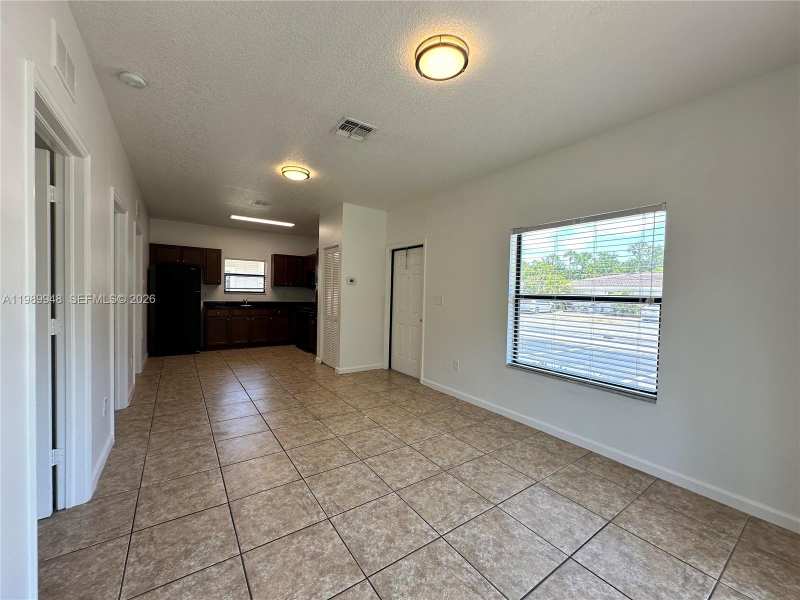 1027 NE 10th Ave # 3, Fort Lauderdale FL 33304