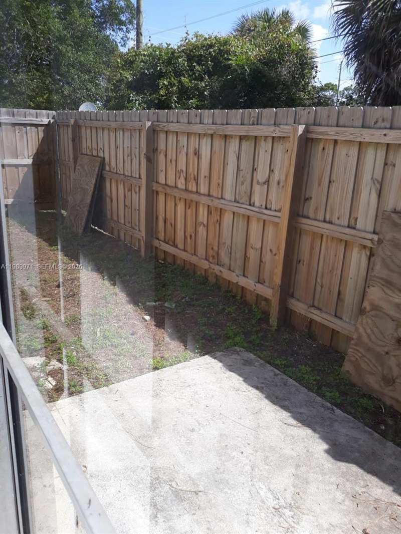 4380 Lakewood Rd # 4380, Lake Worth FL 33461