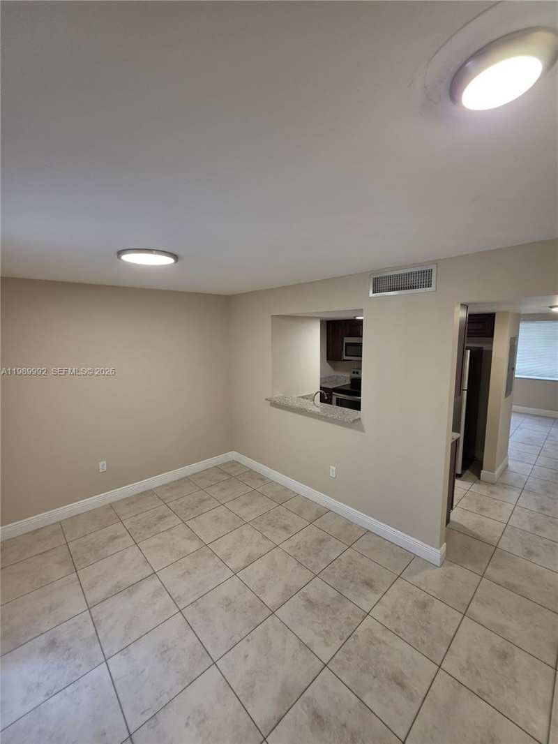 1990 NW 4th Ct # 7, Miami FL 33136