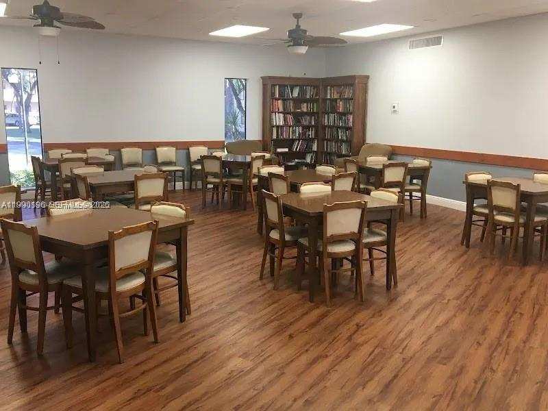 200 Berkley Rd # 123, Hollywood FL 33024