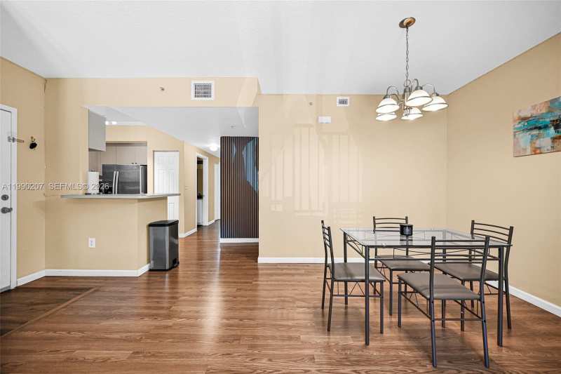 11040 SW 196th St # 208, Cutler Bay FL 33157
