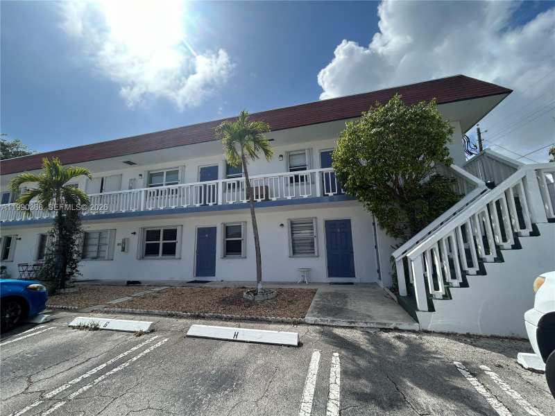 609 NE 6th Ct # D, Boynton Beach FL 33435
