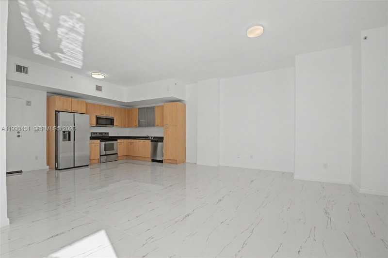 1350 NW 8th Ct # 6, Miami FL 33136