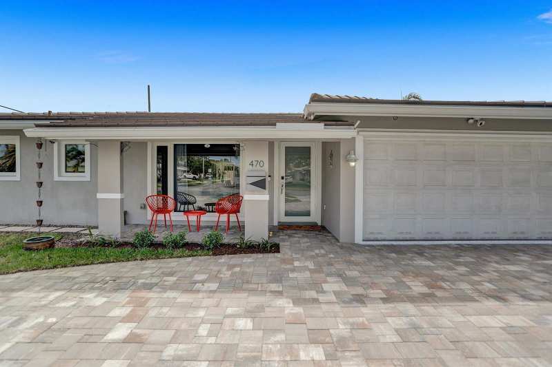 470 SE 4th Court, Pompano Beach FL 33060