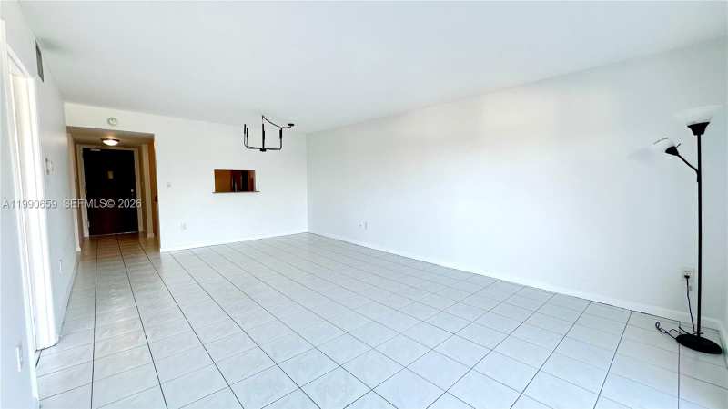 130 S Shore Dr # 4B, Miami Beach FL 33141