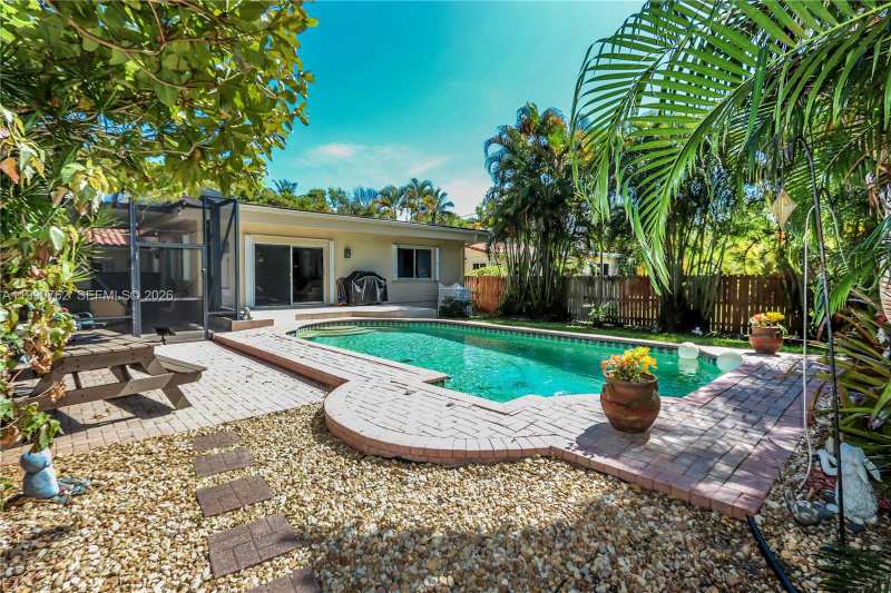 1410 Fletcher St, Hollywood FL 33020