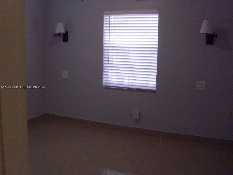 50 E 43rd St # 0, Hialeah FL 33013