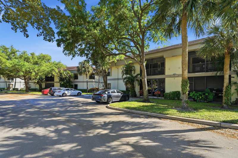 2928 Carambola Circle S, Coconut Creek FL 33066