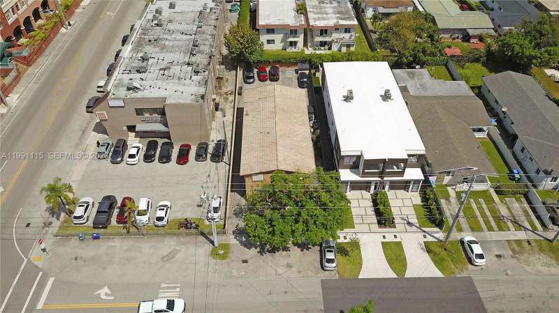 3191 SW 23rd St, Miami FL 33145